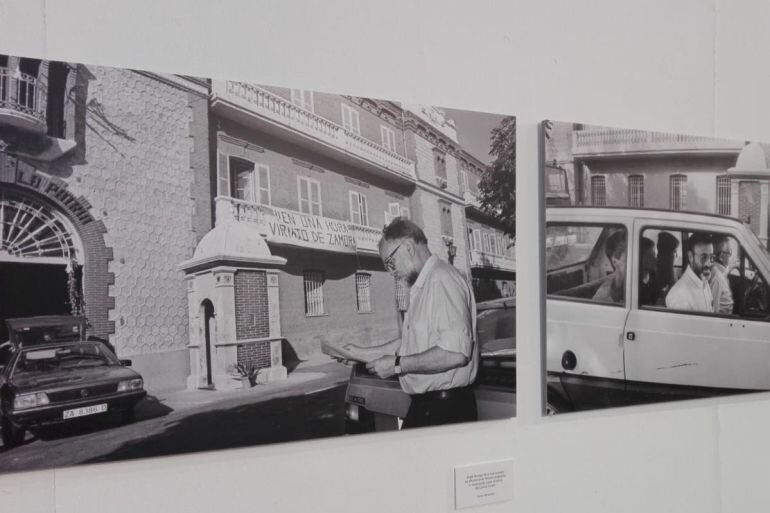 Una de las fotografías de la exposición sobre la toma del Cuartel Viriato de Zamora