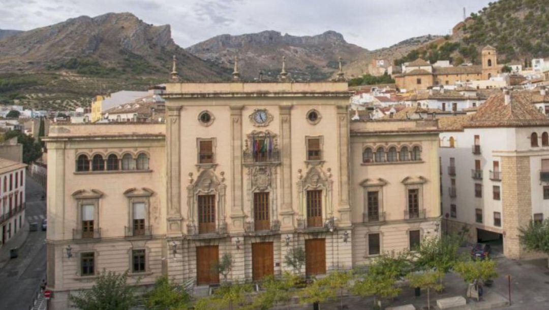 Fachada del Ayuntamiento de Jaén.