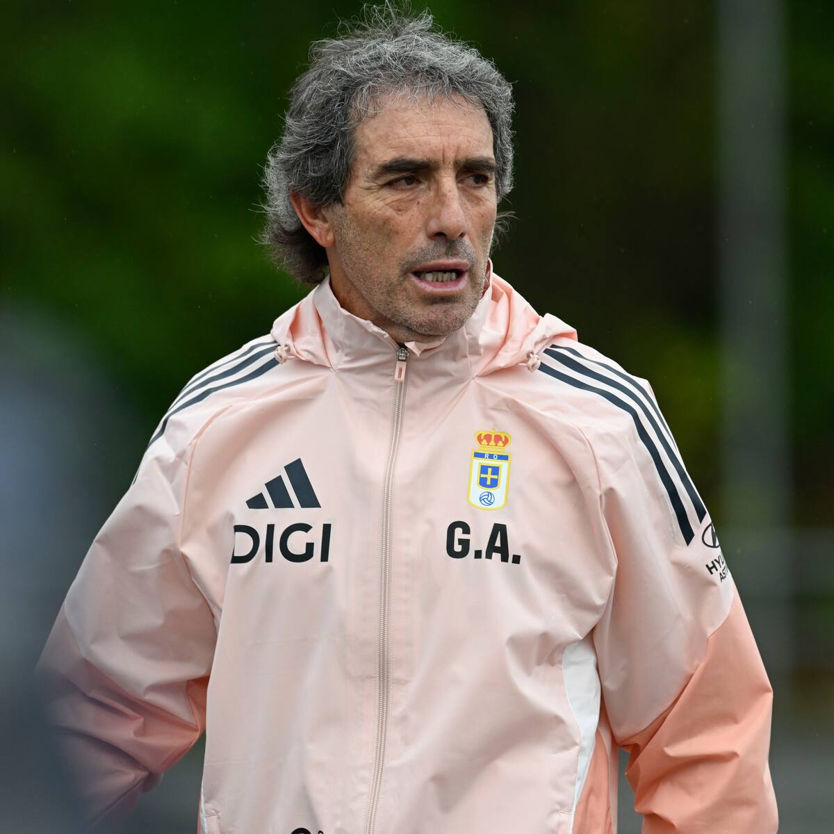 Almada: "Si viene algún delantero tiene que ser muy superior a los que tenemos"