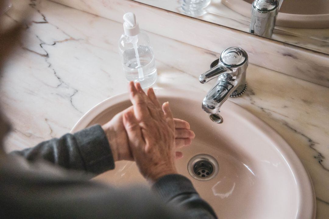 El PSOE pide en la Asamblea el refuerzo de los servicios de inspección en las residencias