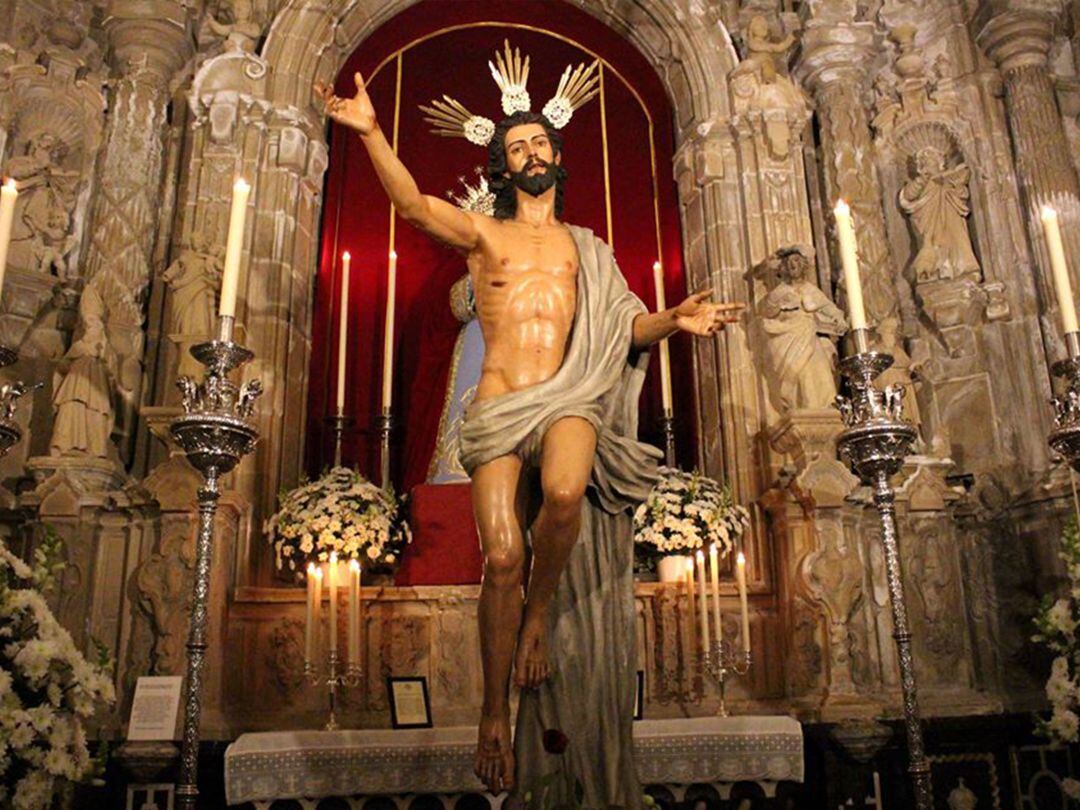 Besapiés al Señor de la Sagrada Resurrección