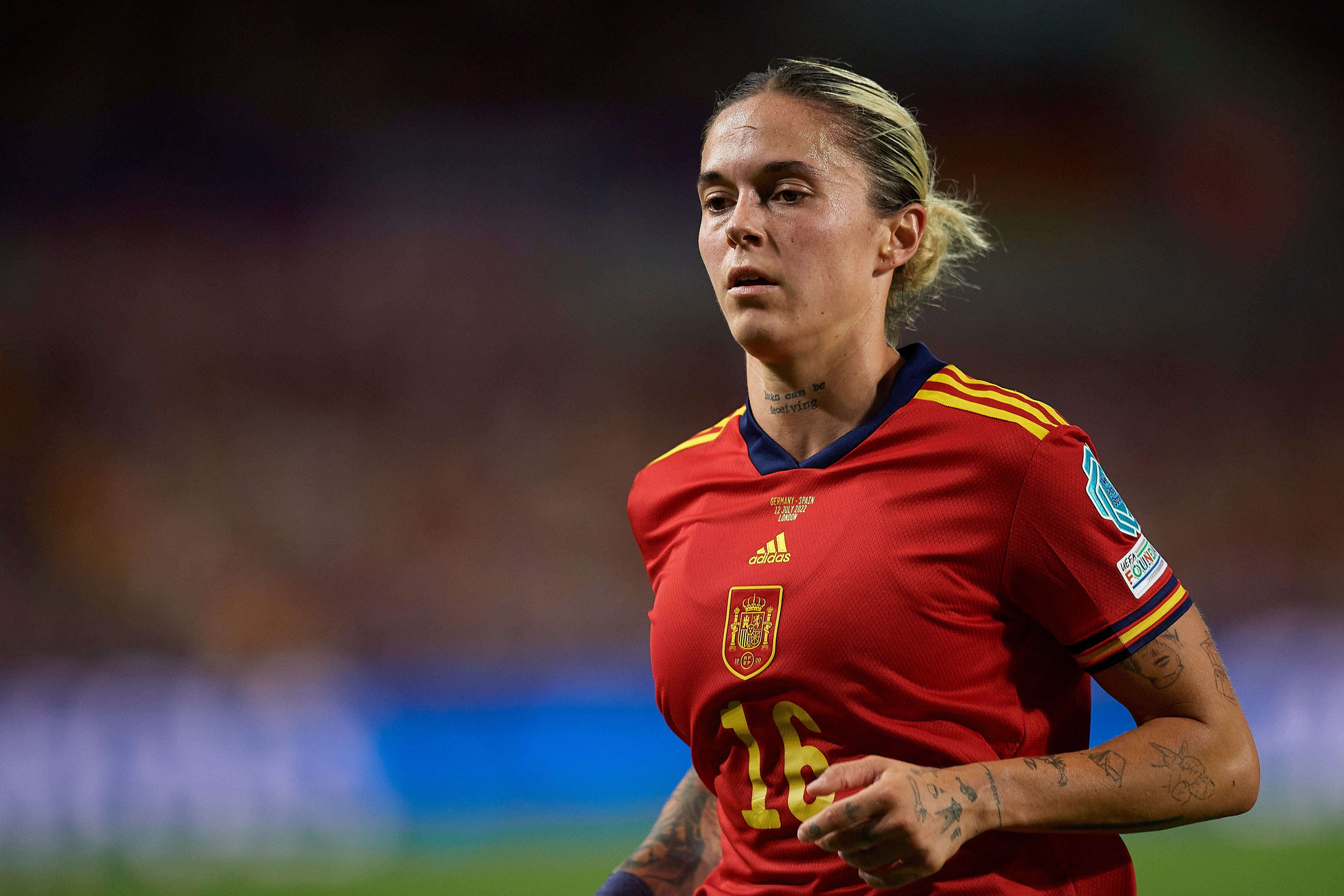 Mapi León, durante un partido con la selección