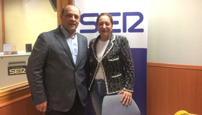 Agustín Moreno con Justina Gómez, directora de Radio Albacete