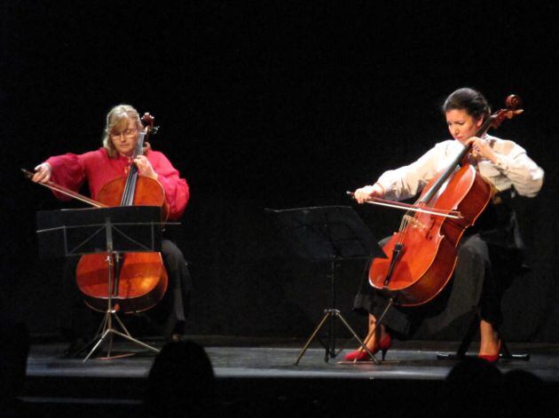 Luiza Nancu y Beatriz González