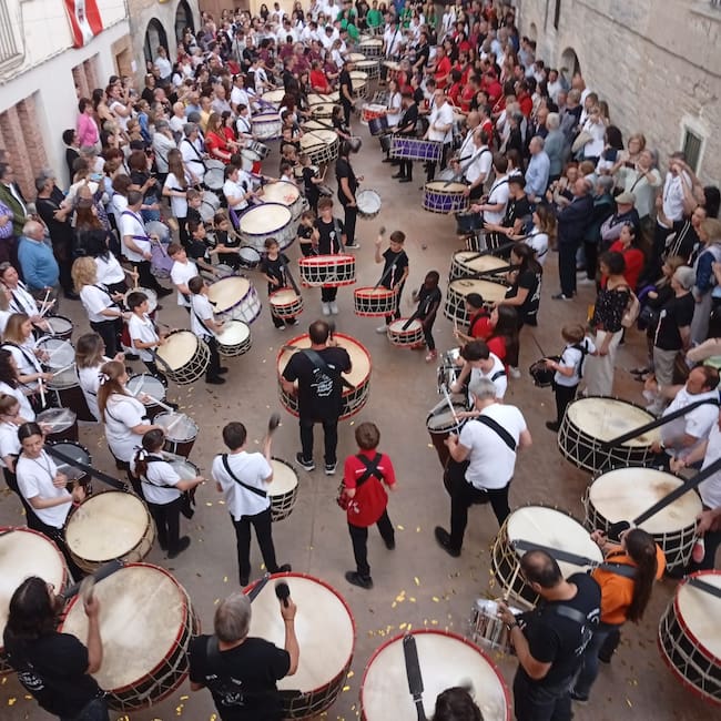 Azanuy celebra una nueva edición de su Exaltación de Bombos y Tambores