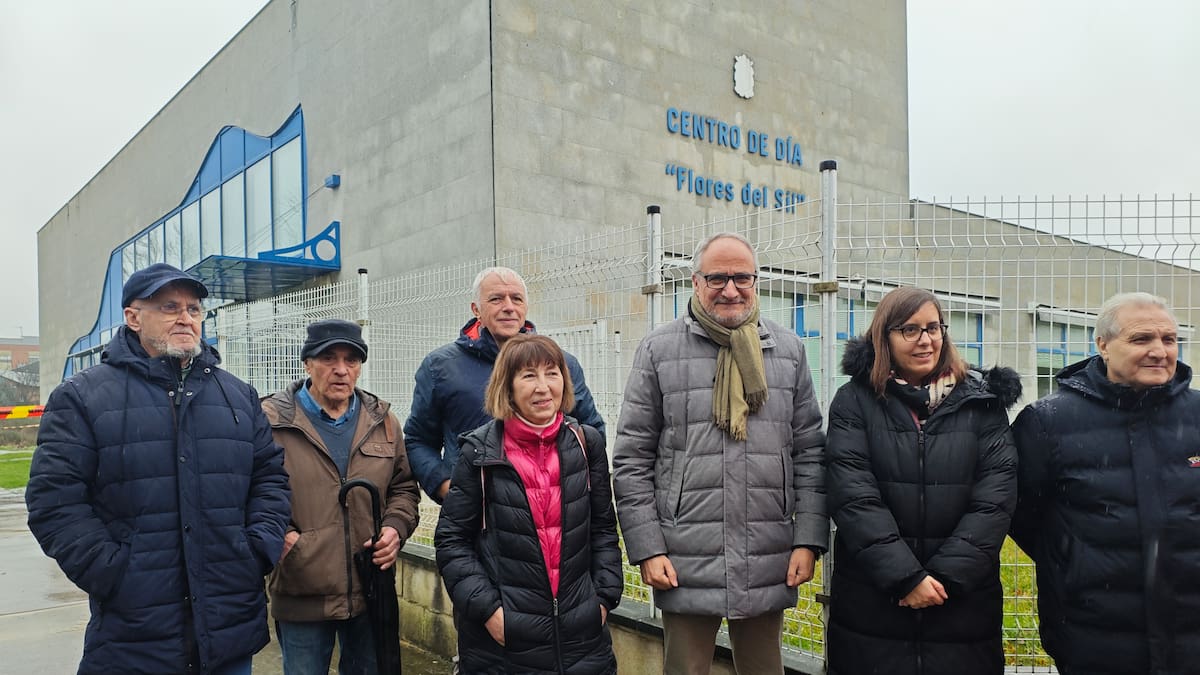El PSOE pide subsanar los problemas del centro de día de Flores del Sil para que lo recuperen los socios