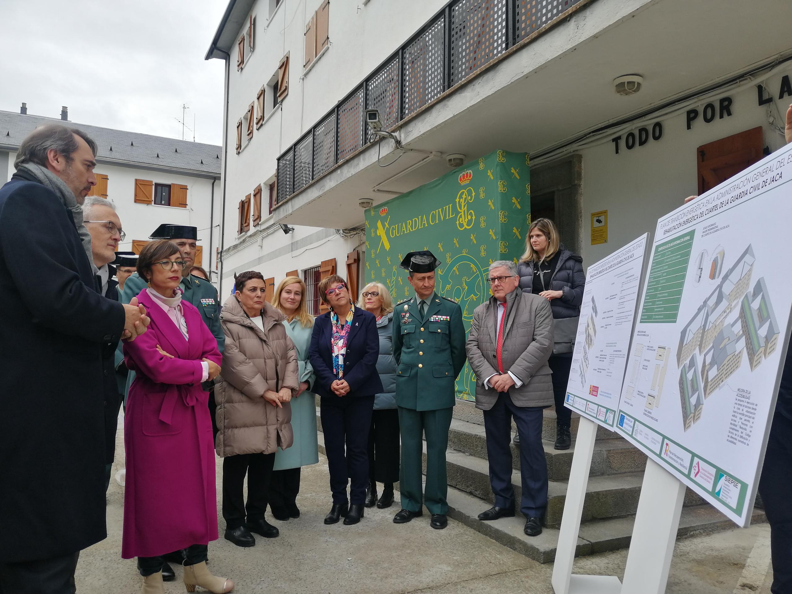 La directora general destacaba la "necesaria" intervención en un cuartel construido en 1989