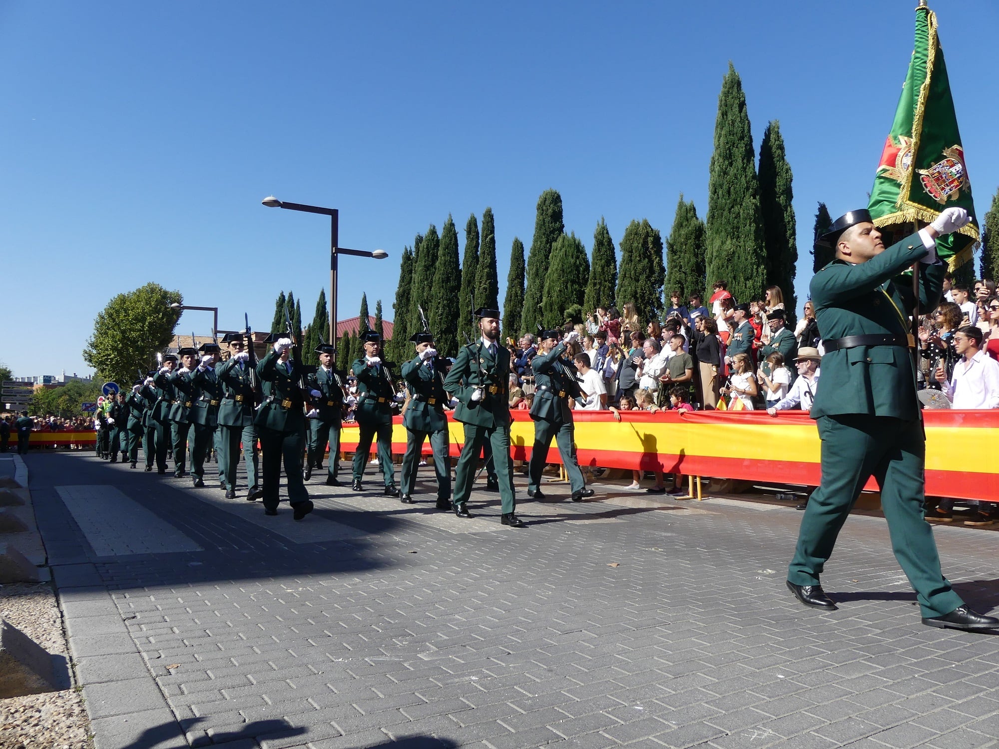 Desfile Guardia Civil en Guadalajara