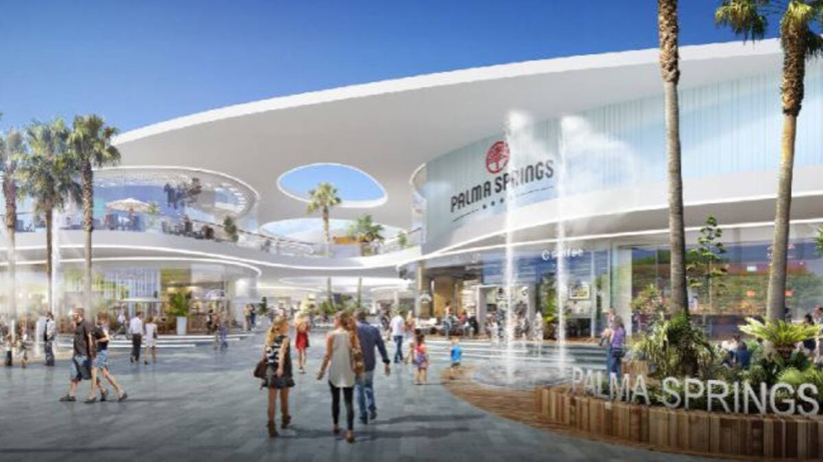 Ecologistas y comerciantes califican de "mala noticia" la decisión de la Audiencia que permite construir en Ses Fontanelles