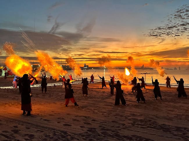 Desembarco Moros y Cristianos en la playa Carrer La Mar. Foto: Ayuntamiento El Campello