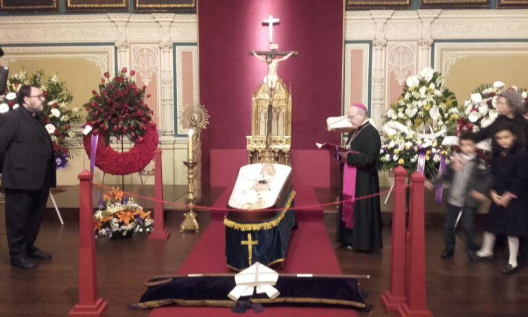 Capilla Ardiente para despedir a Monseñor Elías Yanes