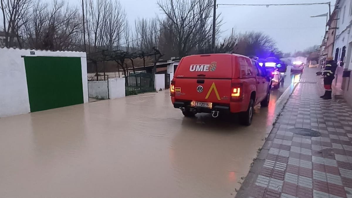 La UME, desplegada en Mogón