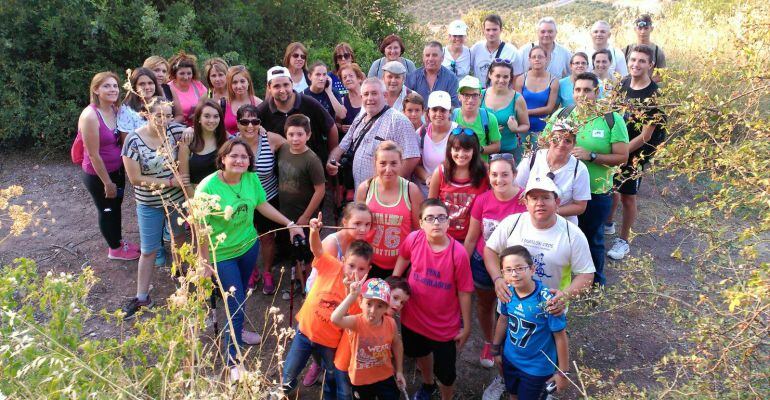 Participantes en una de las actividades de las jornadas medioambientales.