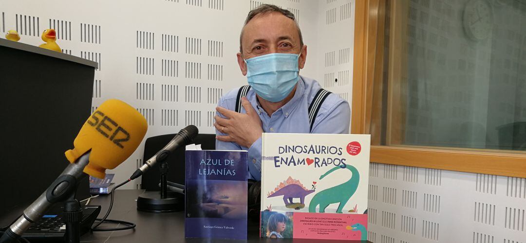 'Azul de Lejanías' y 'Dinosaurios enamorados', protagonistas de Rincón Literario