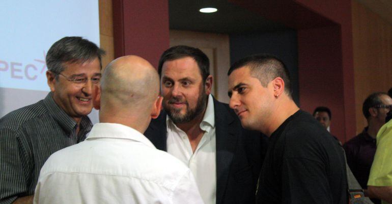 Arrufat veu "difícil" materialitzar una llista sense partits però diu que la CUP "escoltarà" la proposta de les entitats