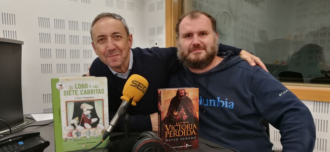 David Sañudo ha presentado su primera novela, &#039;La victoria perdida&#039;, en nuestro Rincón Literario