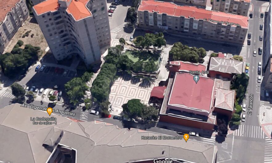 El Ayuntamiento destinará 420.000 euros para arreglar el pavimento de la plaza de Santa Ana