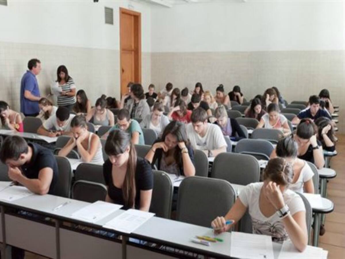 "Solo podrán estudiar los que tengan dinero"