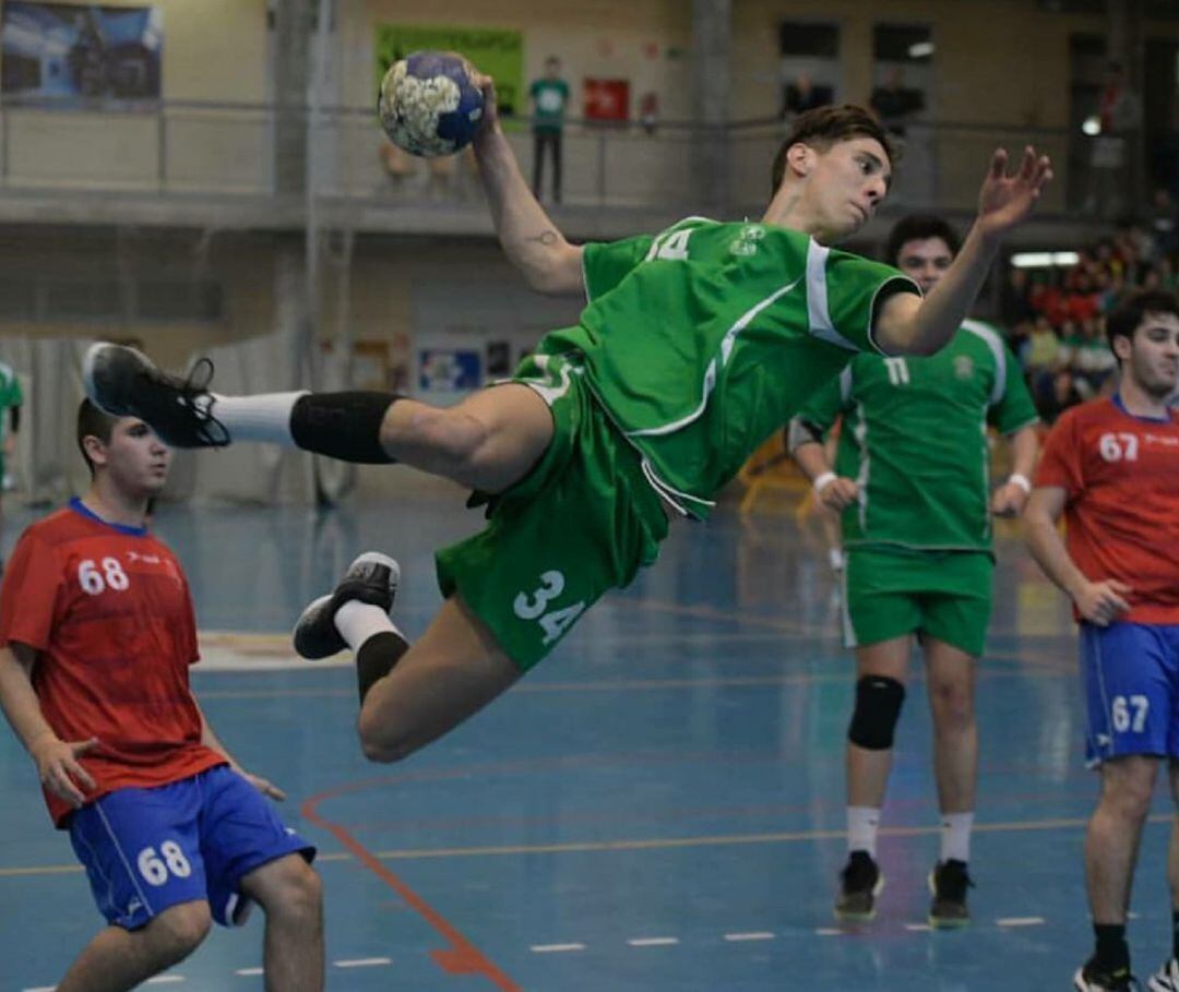 Luis Horcajada en acción