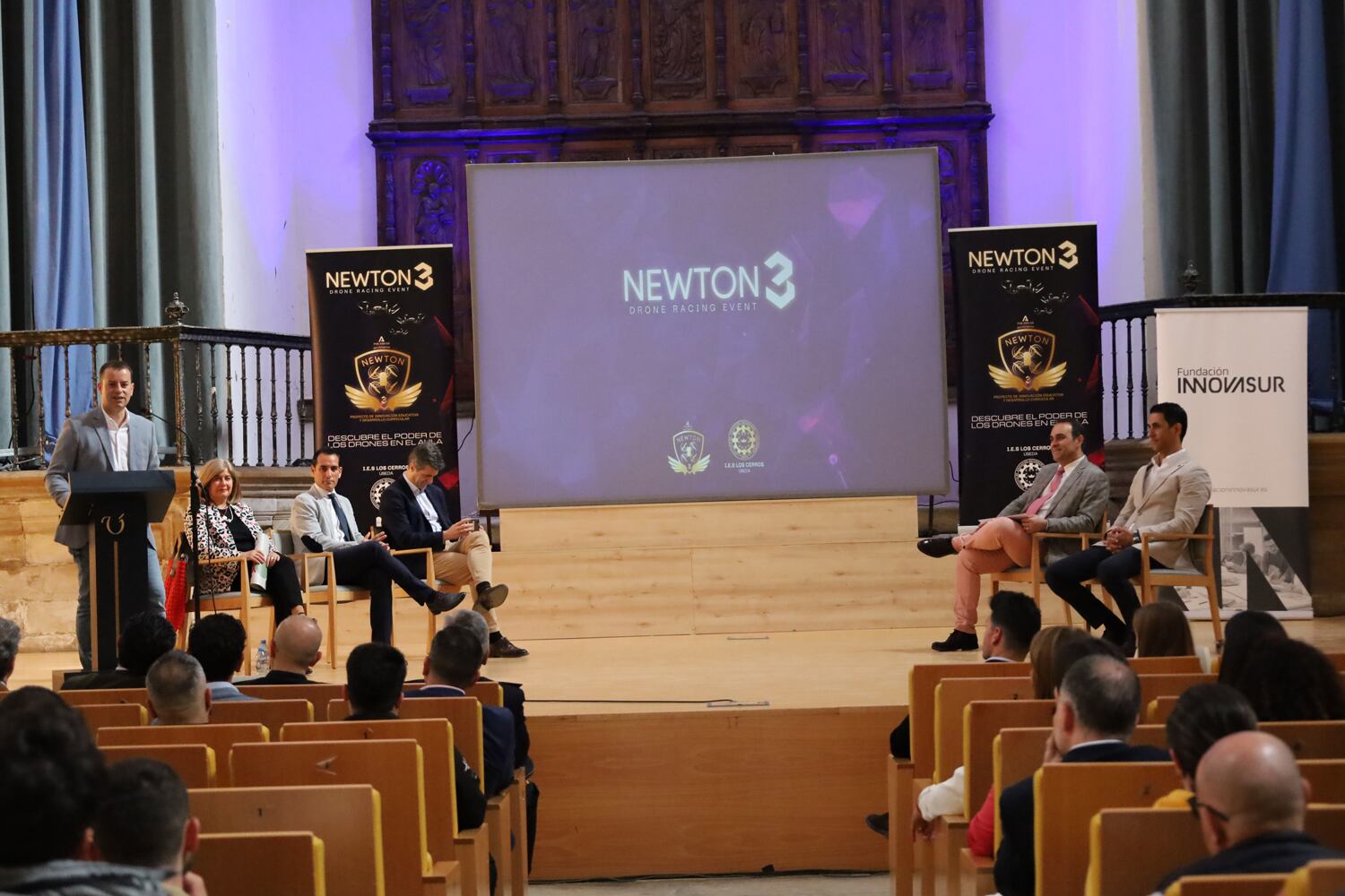 El IES Los Cerros y la Fundación INNOVASUR presentan el Proyecto NEWTON3