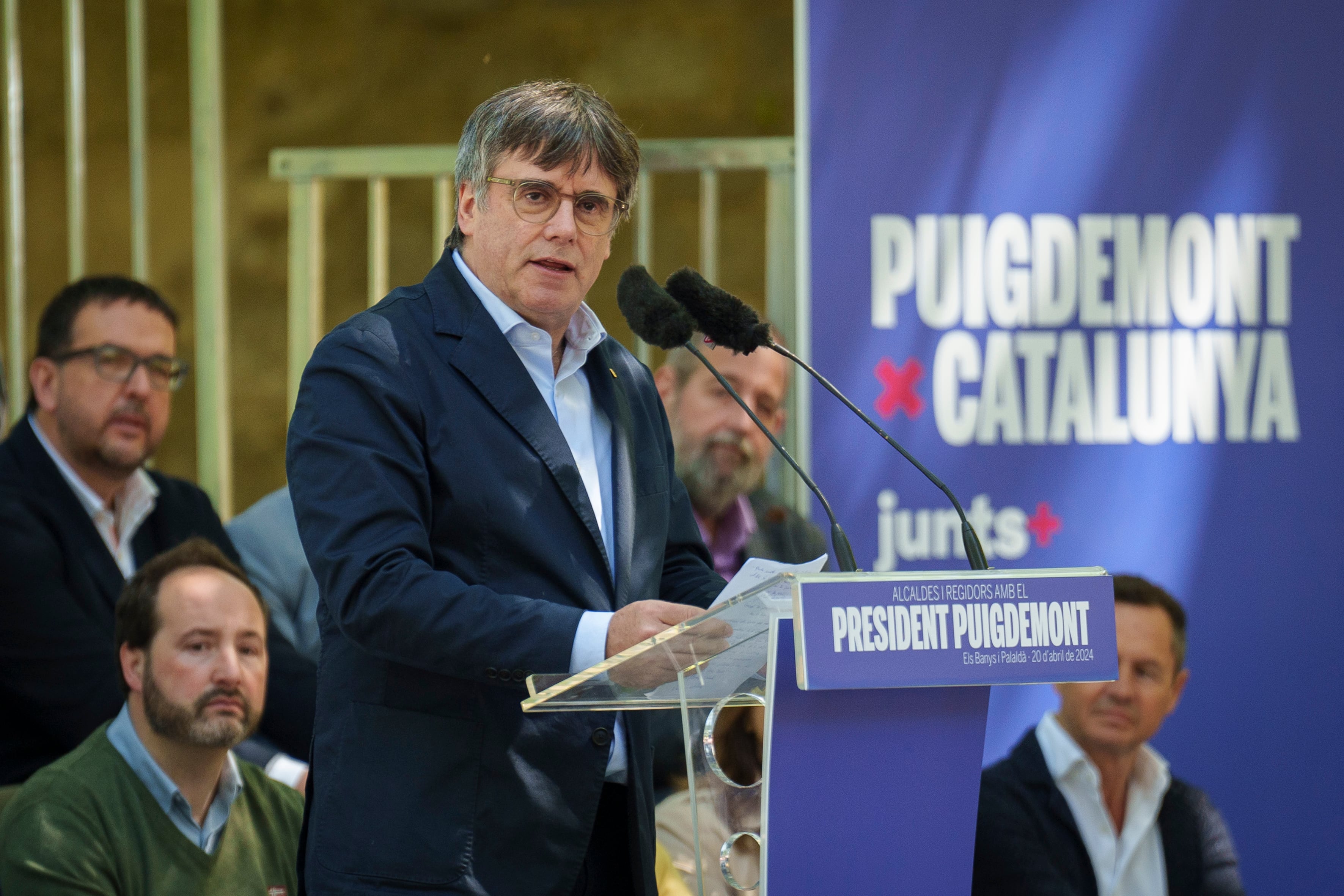 El expresidente de la Generalitat y candidato de Junts para las elecciones catalanas del 12 de mayo, Carles Puigdemont