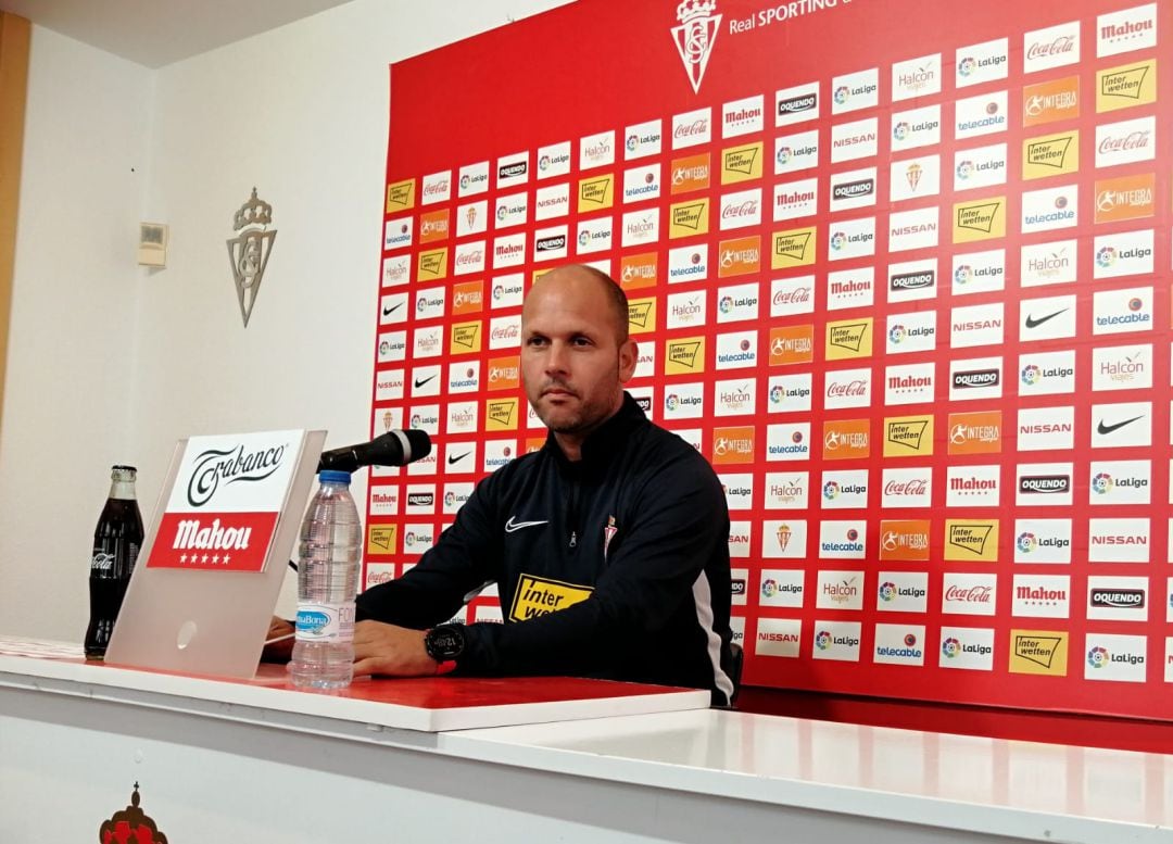 José Alberto en su comparecencia previa al partido de Elche