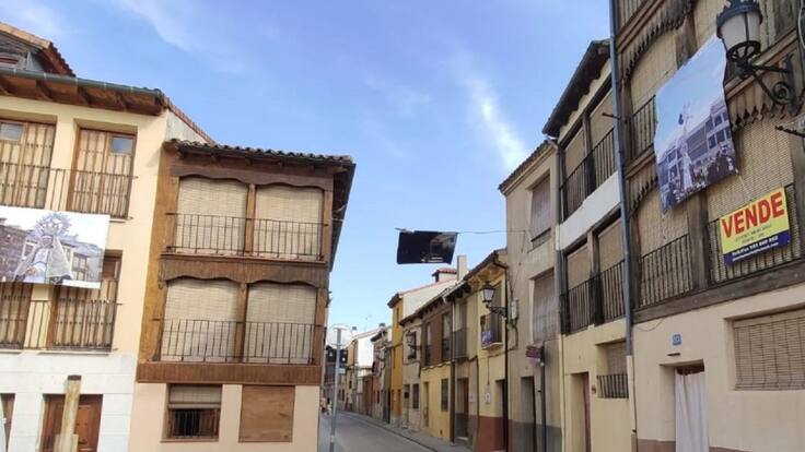 La presidenta de la Junta de Cofradías de Semana Santa de Peñafiel, Marisol Herrero, repasa en la SER, los itinerarios creados para conocer la Semana de Pasión desde la calle ante la situación de pandemia y respetando las medidas sanitarias