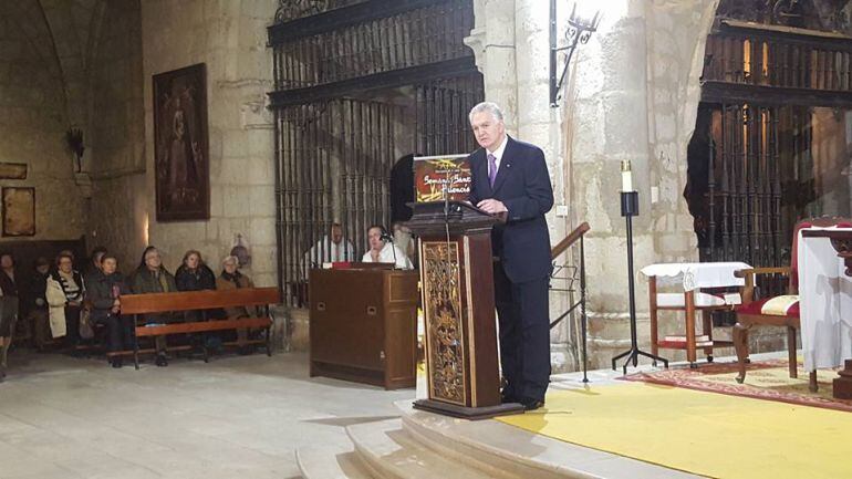 Julián Cuadrado pronuncia el pregón de la Semana Santa de Palencia