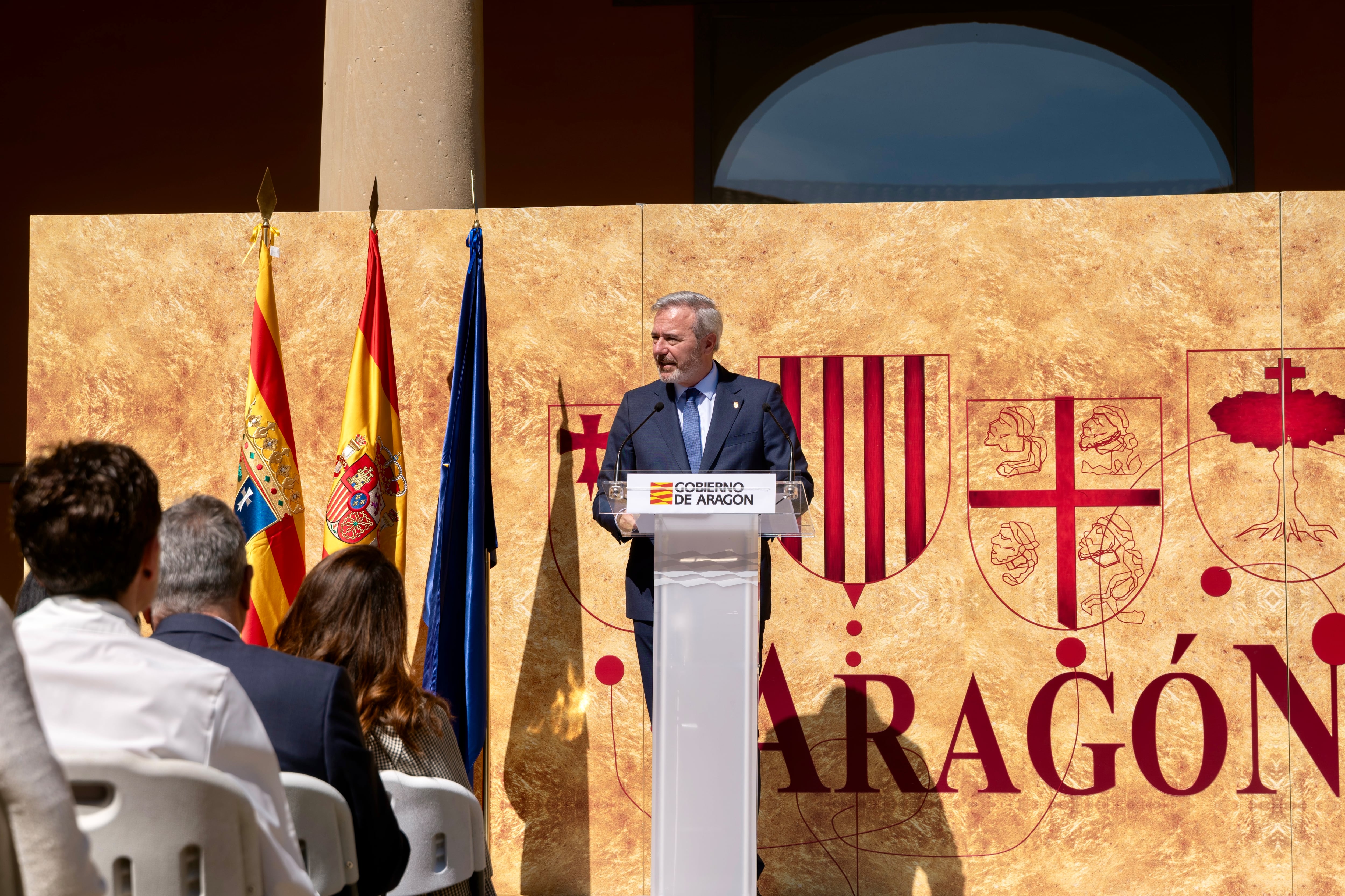 Jorge Azcón durante su discurso.