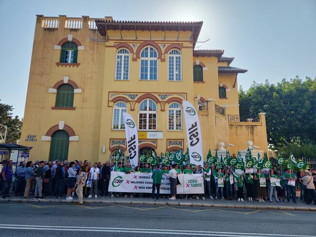 Momento de la concentración convocada en Málaga