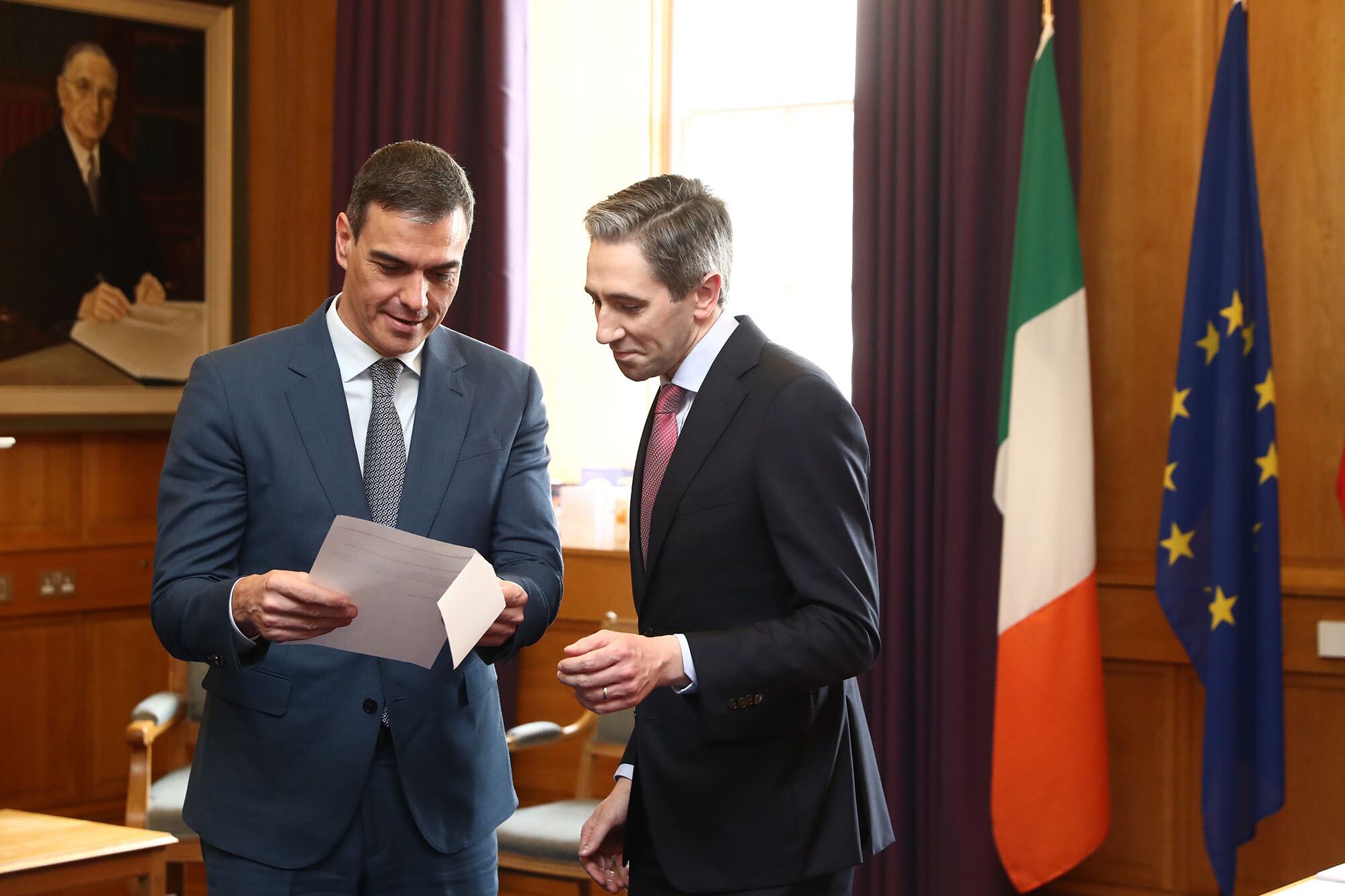 Pedro Sánchez y el primer ministro irlandés, Simon Harris, en una reunión en Dublín para acordar su acción conjunta para reconocer a Palestina como Estado.