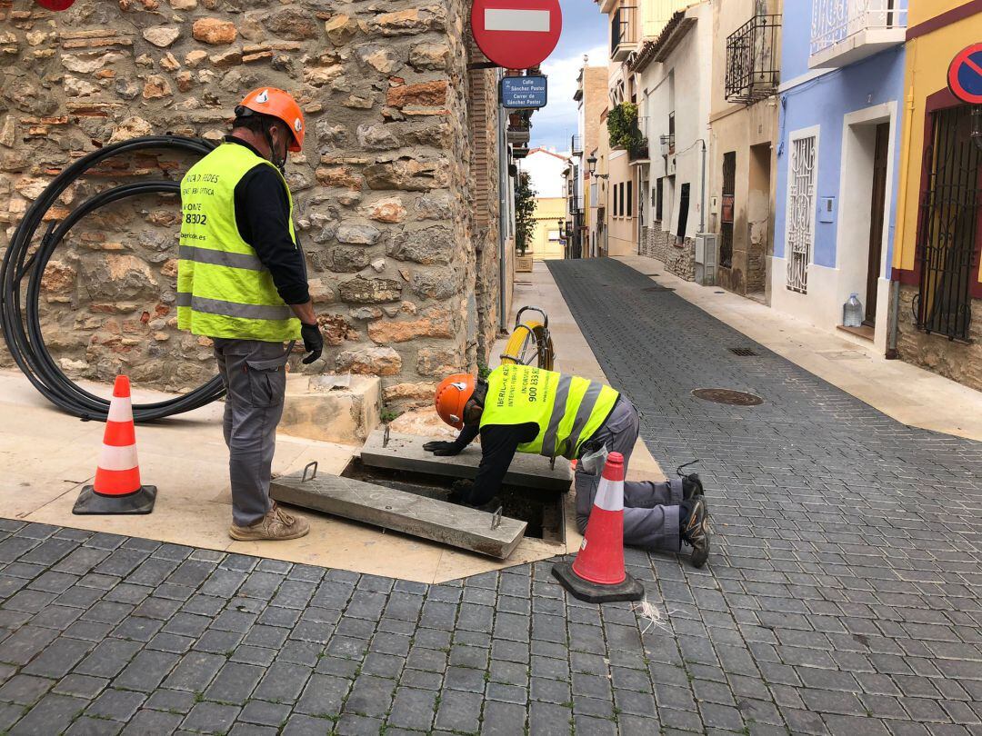 Instalación fibra óptica en Oropesa