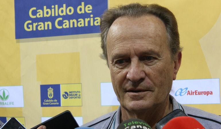 El entrenador Aito García Reneses en la previa del partido del Buesa.