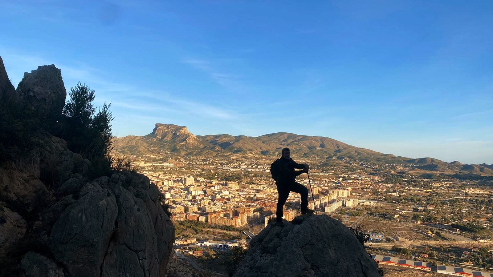 Juan Manuel Maestre, más de 50 años de montañismo forajido