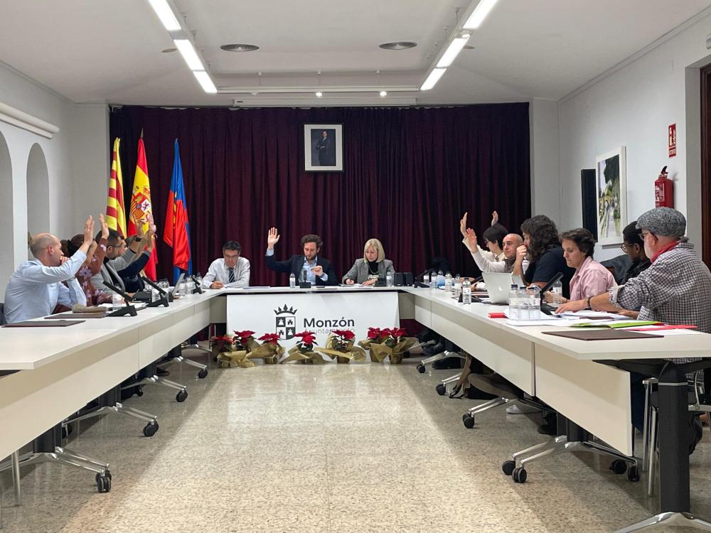 Pleno ordinario del Ayuntamiento de Monzón en el que se aprobó el presupuesto