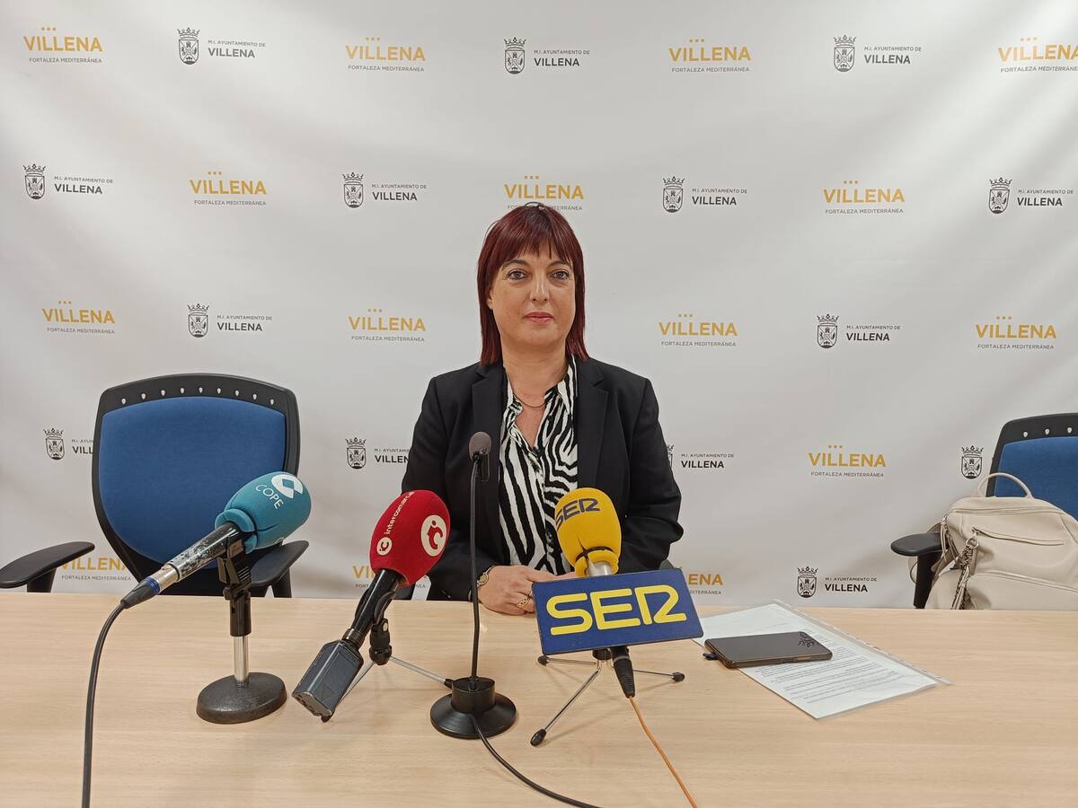 La concejala de Educación anuncia la reposición de una educadora para atender a una alumna con necesidades especiales del Colegio Joaquín María López