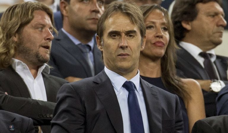 Lopetegui, en el palco del Barcelona - Sevilla de la Supercopa