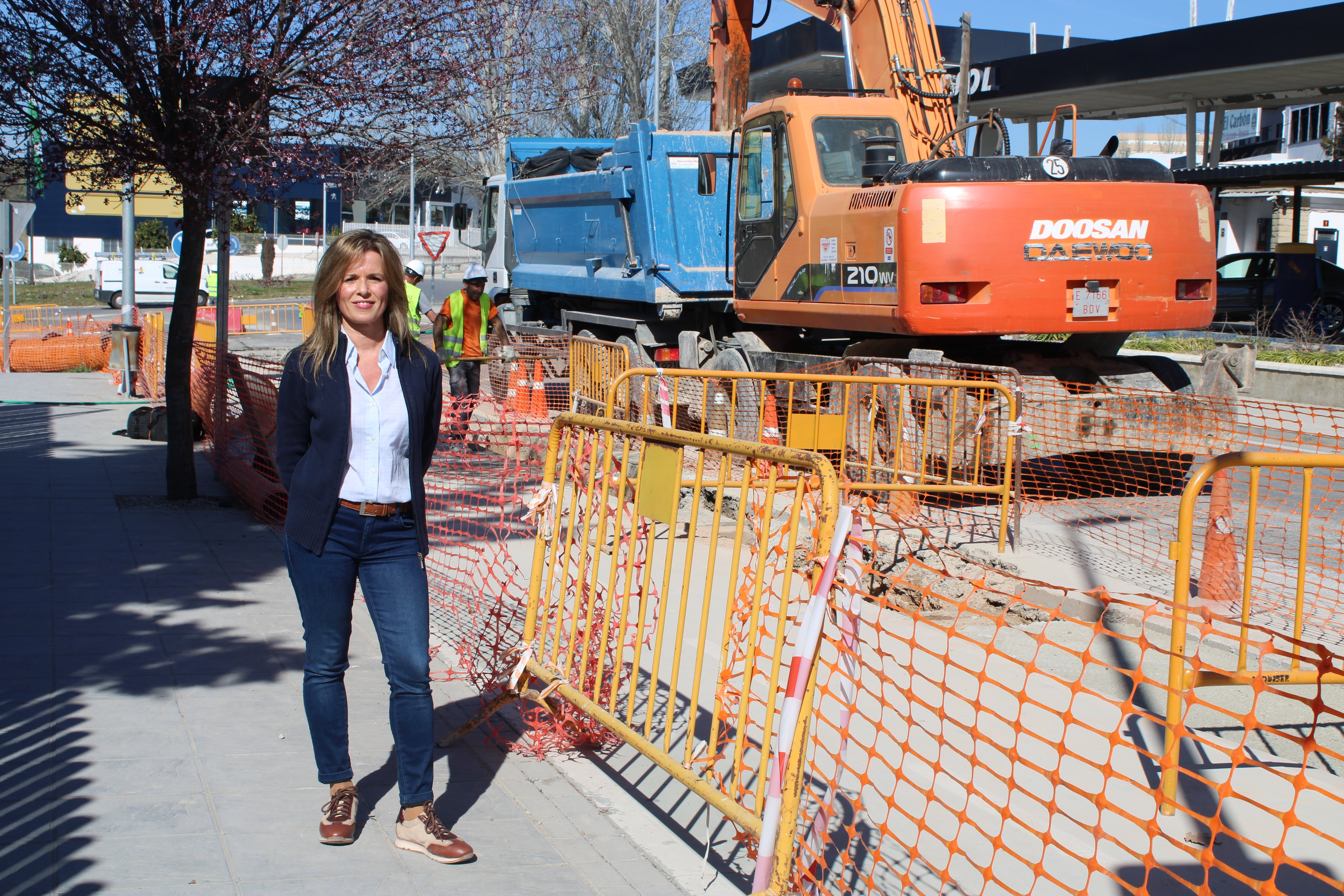 Obras de mejora de la red de saneamiento de las avenidas &#039;Cristo Rey&#039; y &#039;28 de febrero&#039;