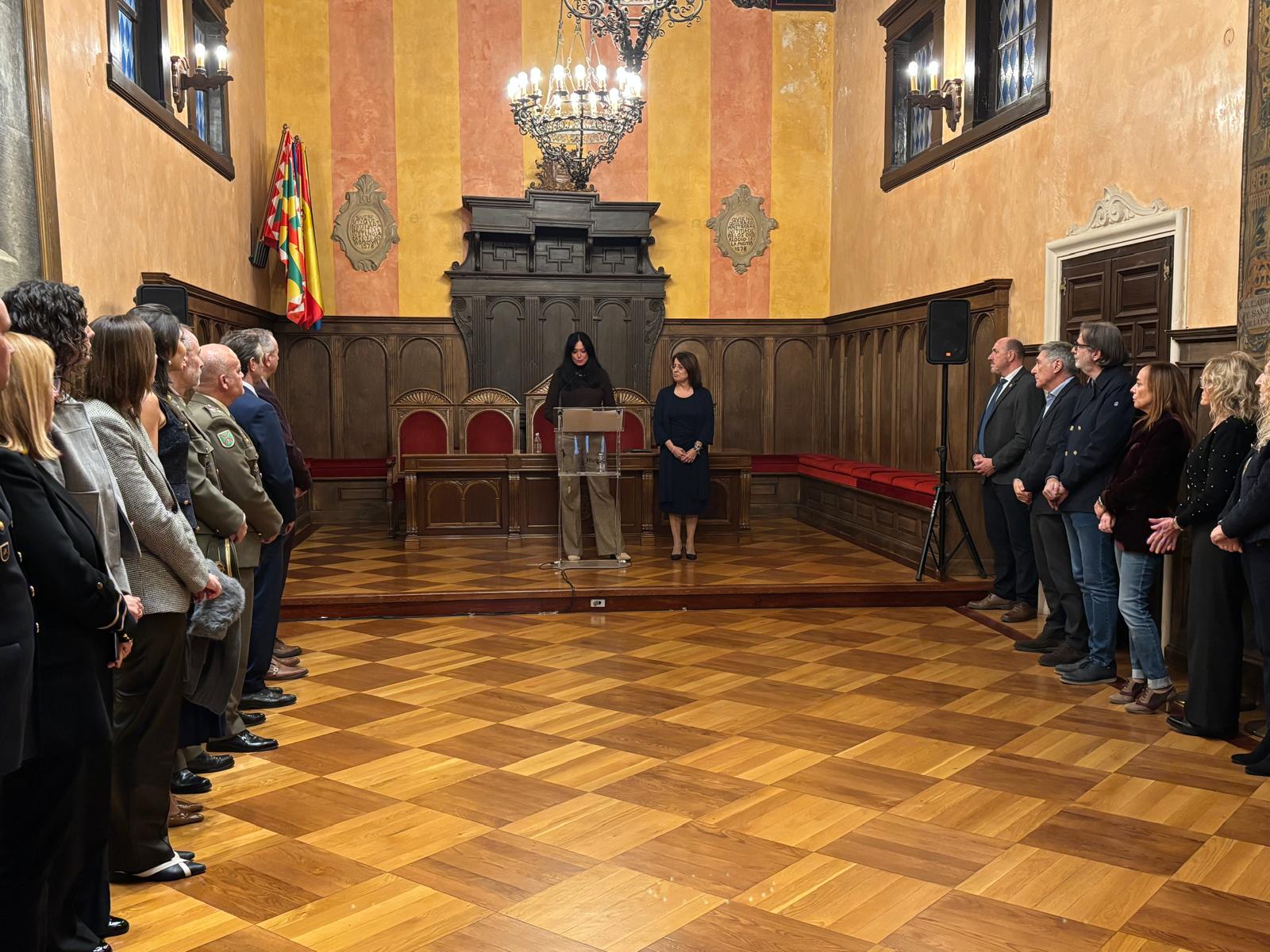 Acto en homenaje al Justicia de Aragón, celebrado en el Salón del Justicia del Ayuntamiento de Huesca