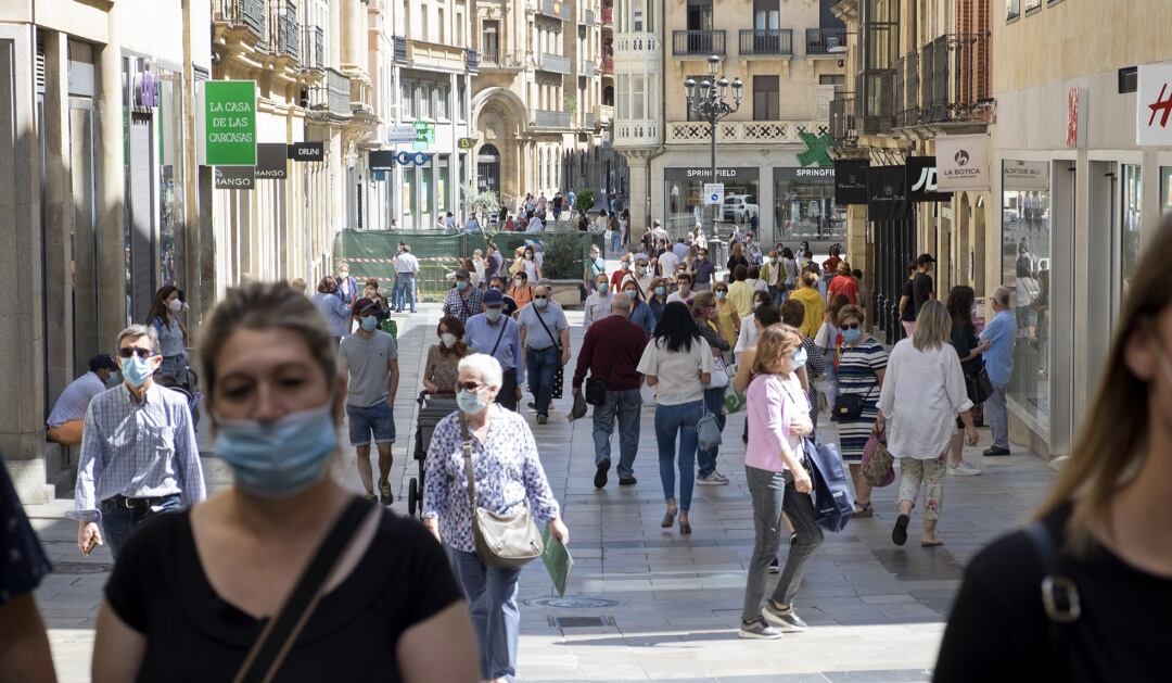 Imagen de archivo. La calle Toro de Salamanca en la 'nueva normalidad'