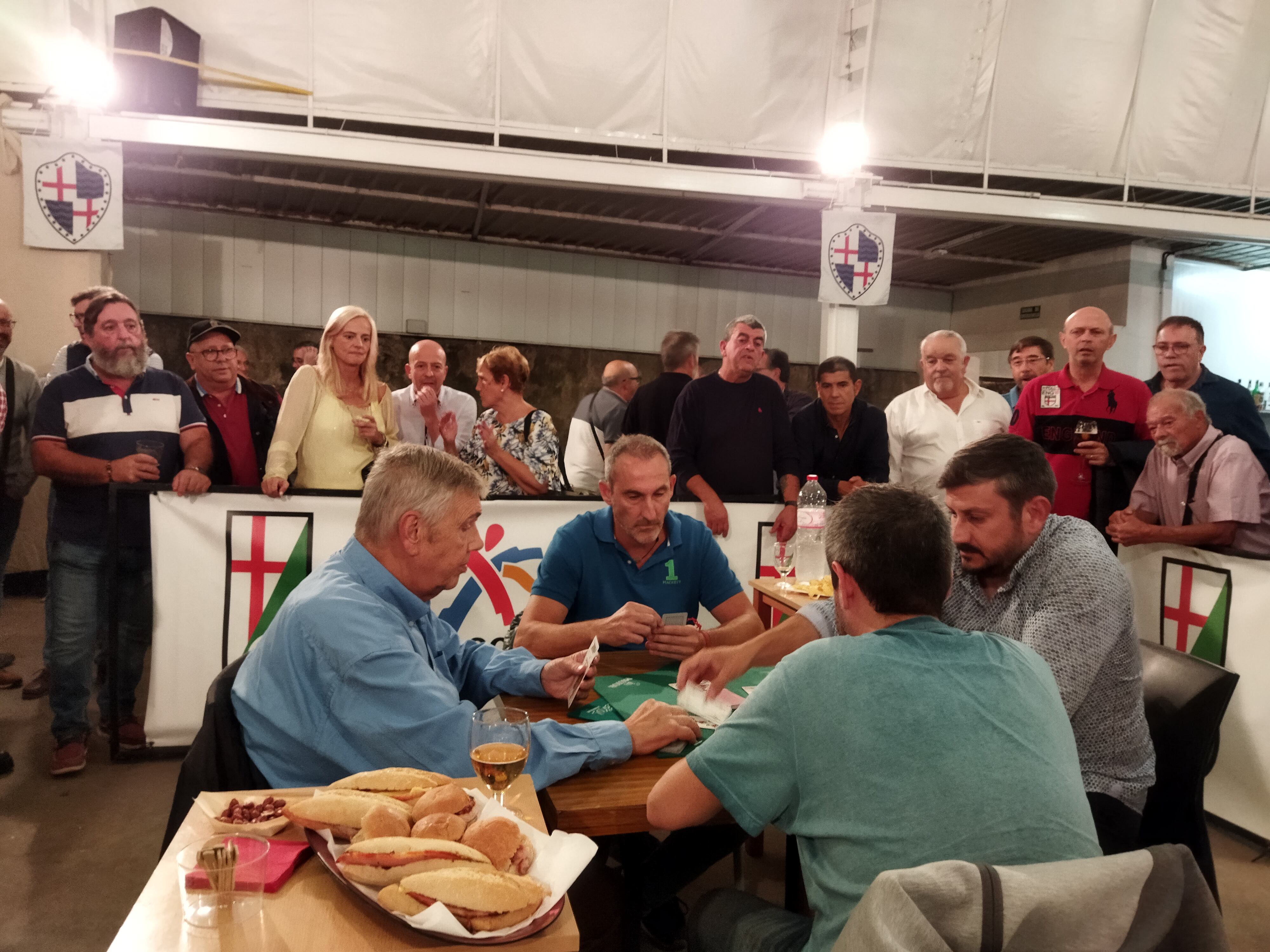 Un momento de la final del campeonato de cotos de Mig Any celebrada este miércoles en la Filà Cruzados.