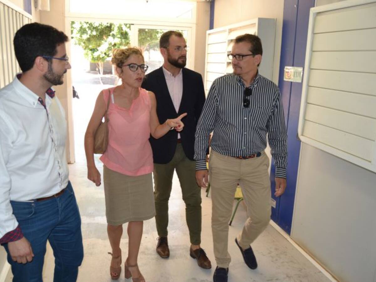 Cs denuncia que el tripartito no ha eliminado ni un solo barracón