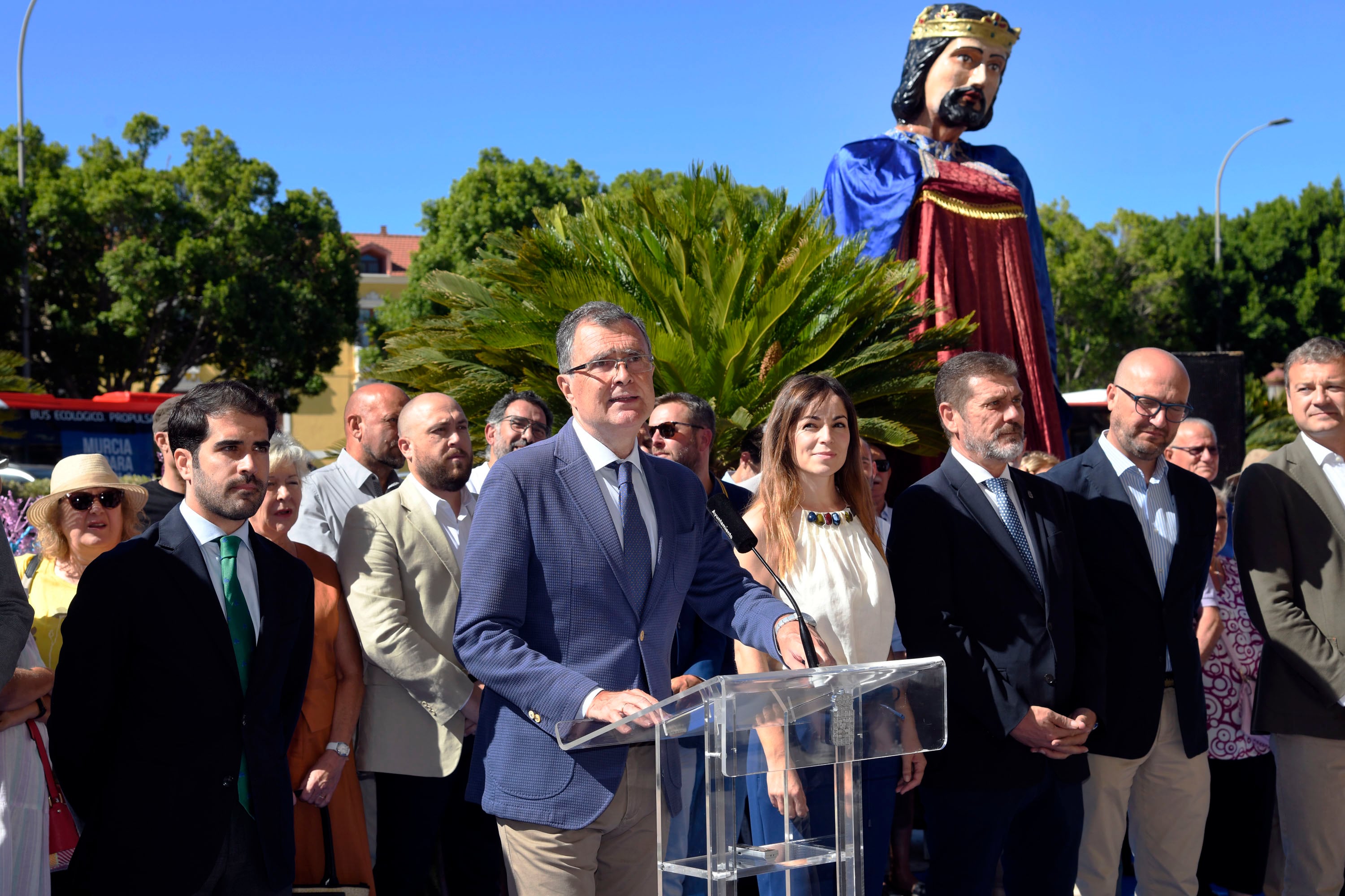 El alcalde de Murcia, José Ballesta, durante la presentación de la programación de la Feria