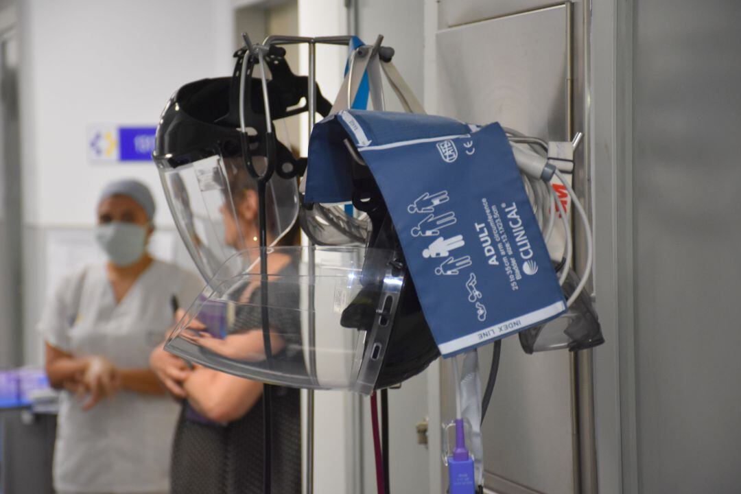Material de protección en el hospital Doctor José Molina Orosa de Arrecife.