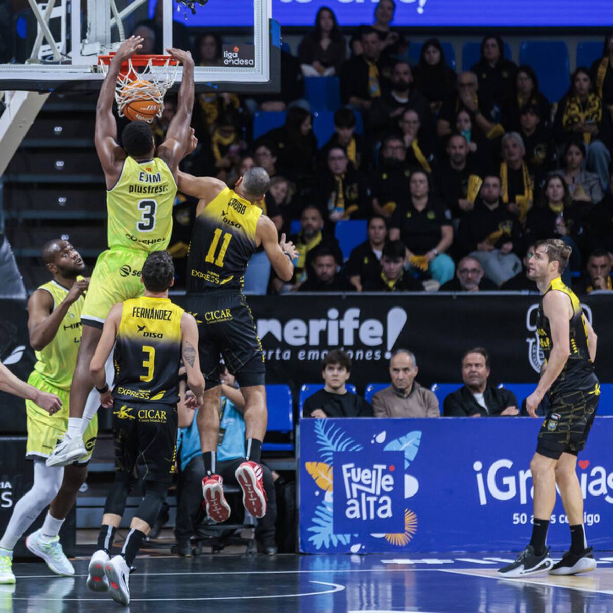 El CB La Laguna Tenerife pierde terreno, pero sigue a un paso de clasificarse para la Copa del Rey