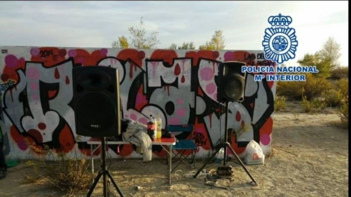 Desmantelada en Madrid una 'rave' con más de 200 personas | Sociedad ...