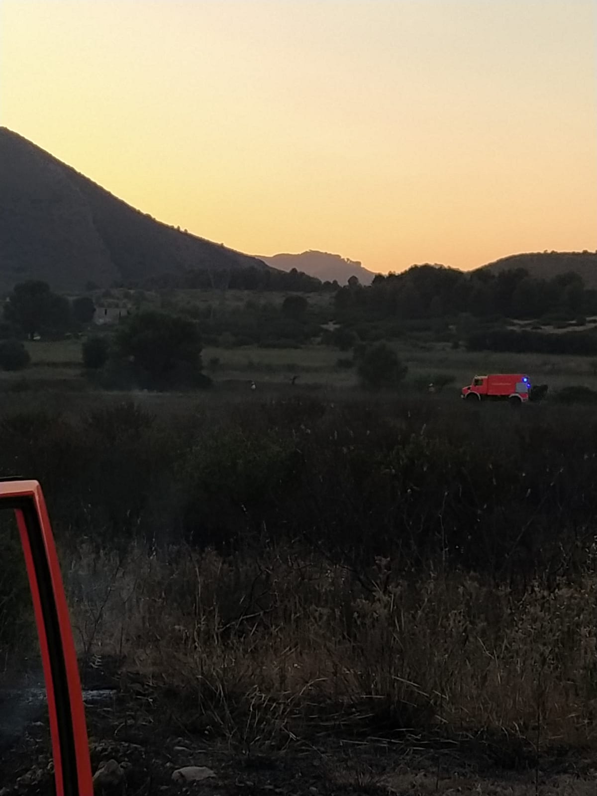 Foto dels bombers arribant al lloc de l'incendi // ACIF