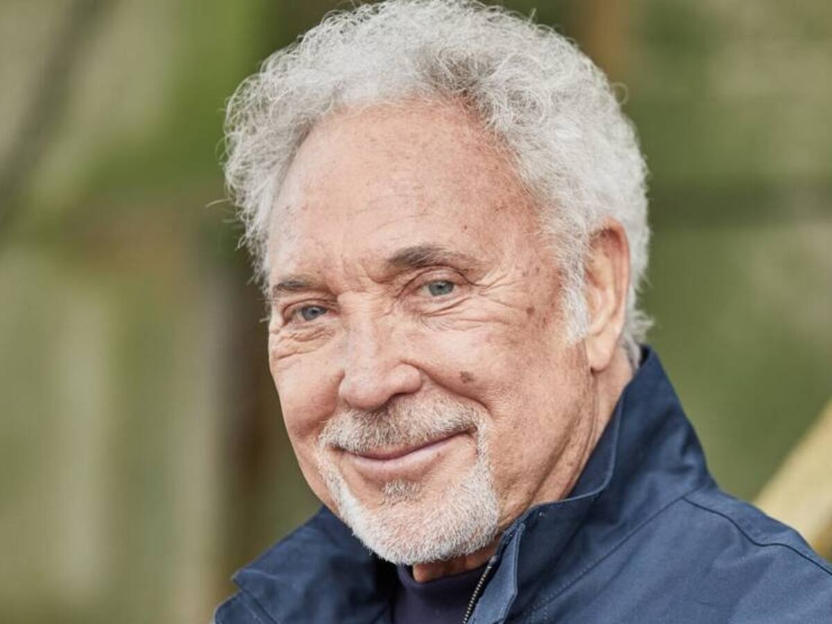 Tom Jones en Alicante. El legendario cantante galés se presenta el 13 de agosto de 2025 en la Plaza de Toros.