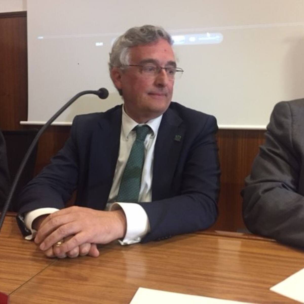 La simplificación administrativa, objetivo del Departamento de Agricultura, Ganadería y Medio Ambiente