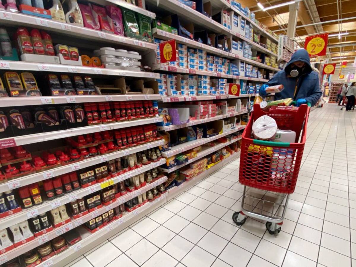 El estado de alarma del Gobierno: cierre de comercios, control de movimientos y menos transporte público